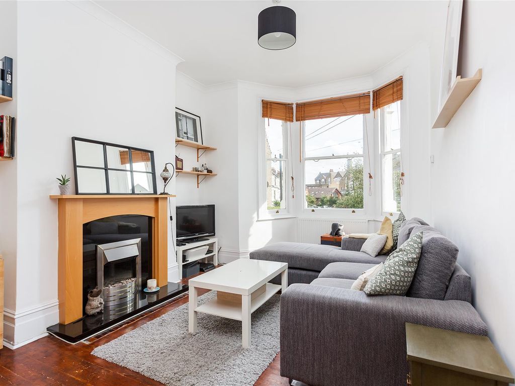 2 bed flat to rent in Denholme Road, London W9 Zoopla