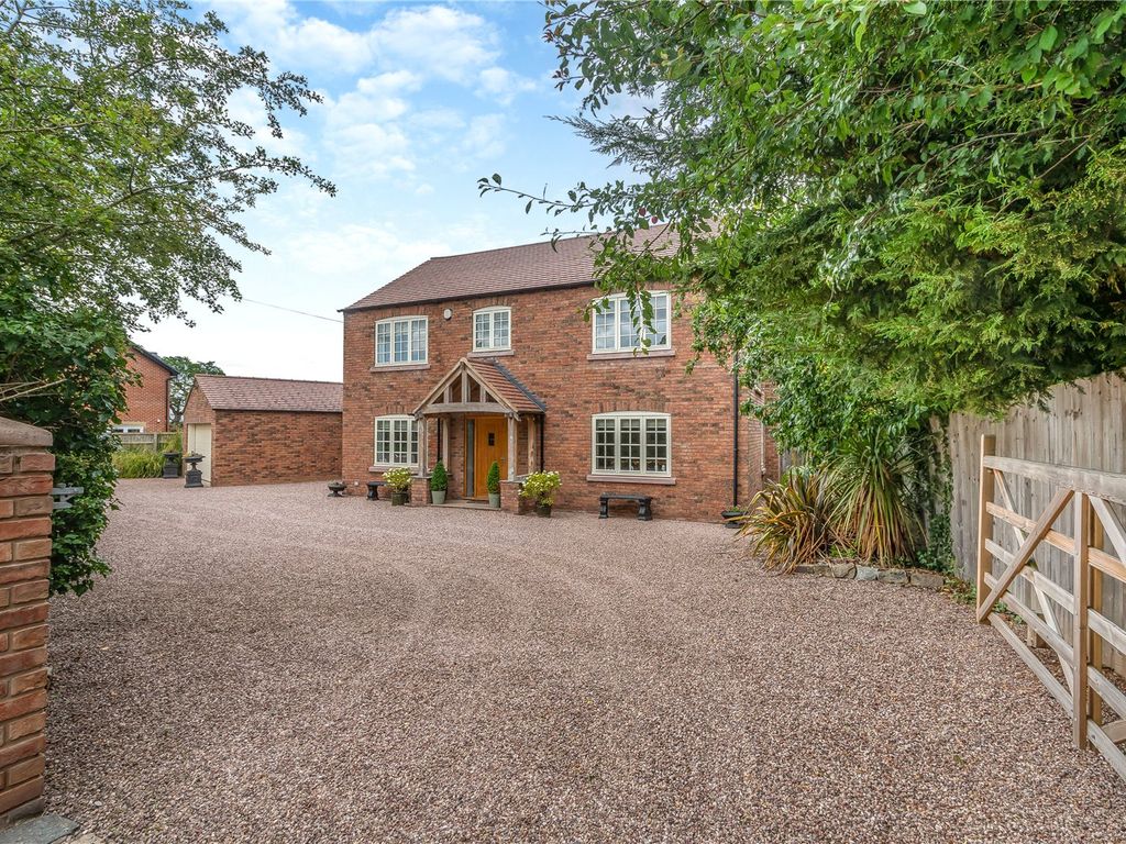 3 bed detached house for sale in Cuddington, Malpas SY14 Zoopla