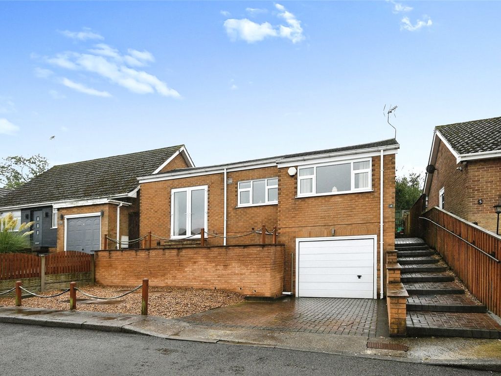 2 bed bungalow for sale in Springwood View Close, SuttonInAshfield