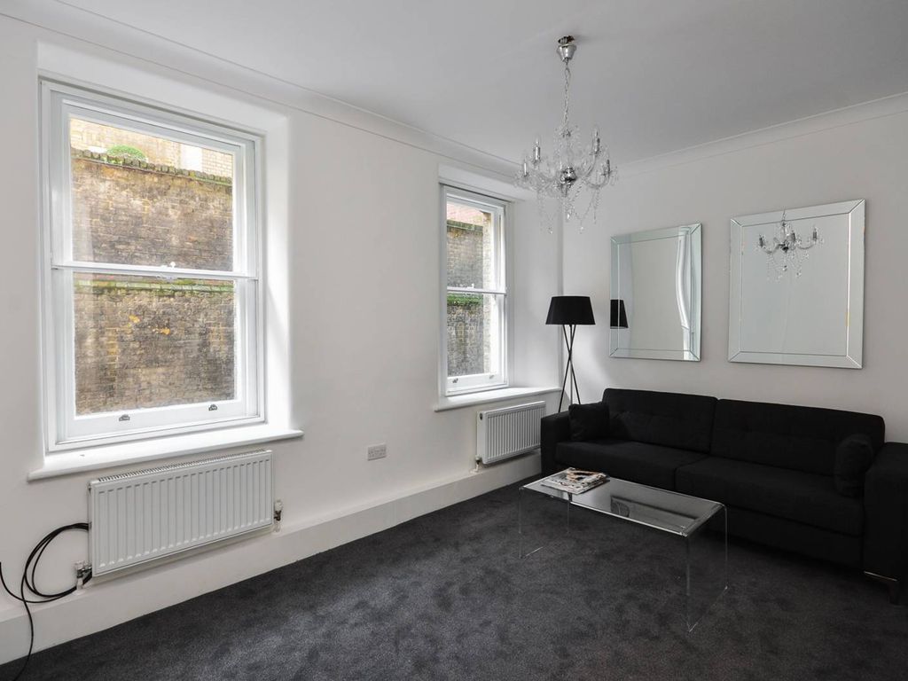 3 bed flat to rent in Stafford Place, St James's Park, London SW1E, £