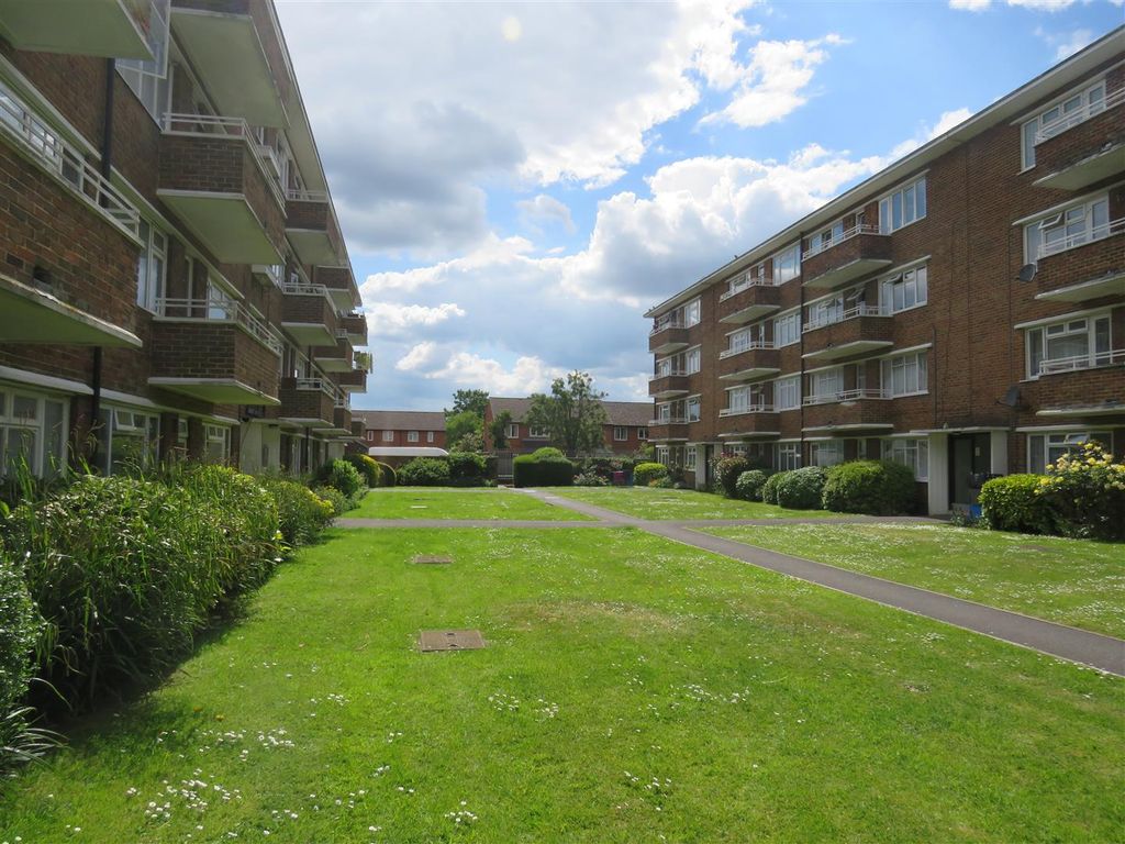 1 bed property to rent in Lumsden Mansions, Shirley Road, Southampton