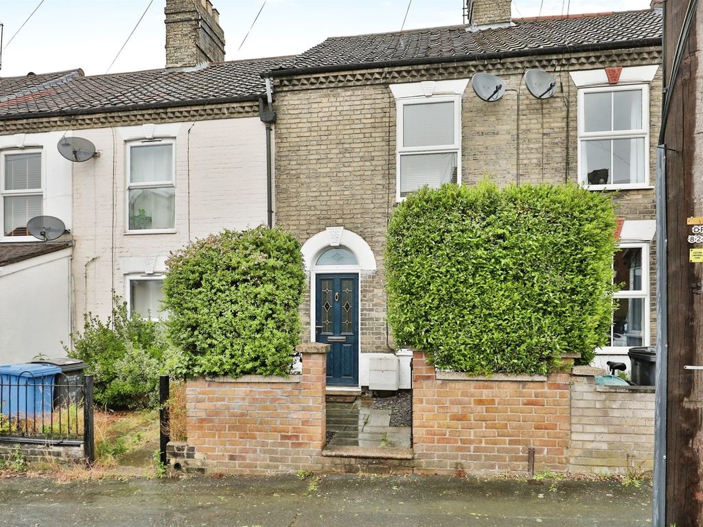 2 bed terraced house for sale in Knowsley Road, Norwich NR3, £250,000