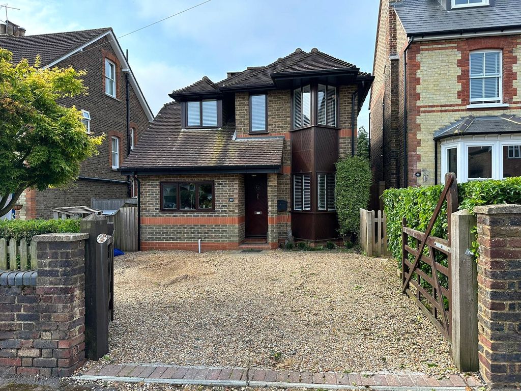 4 bed detached house for sale in Warren Road, Reigate, Surrey RH2 Zoopla