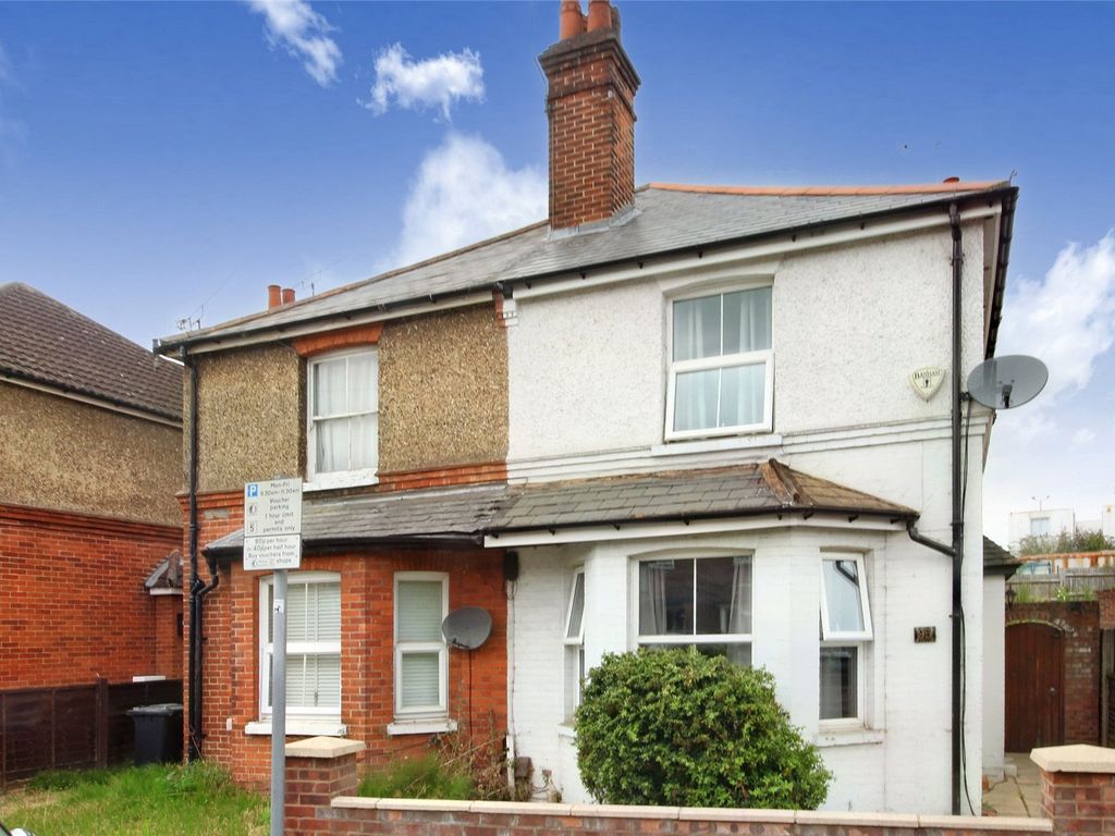 3 bed semidetached house for sale in York Road, Woking GU22 Zoopla