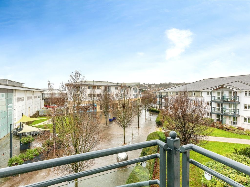 2 bed flat for sale in Harbour Road, Portishead, Bristol, Somerset BS20