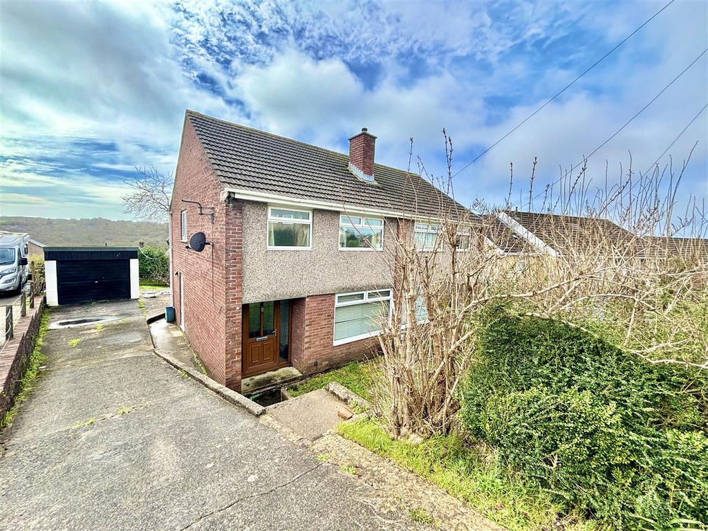 3 bed semidetached house for sale in Goetre Bellaf Road, Dunvant