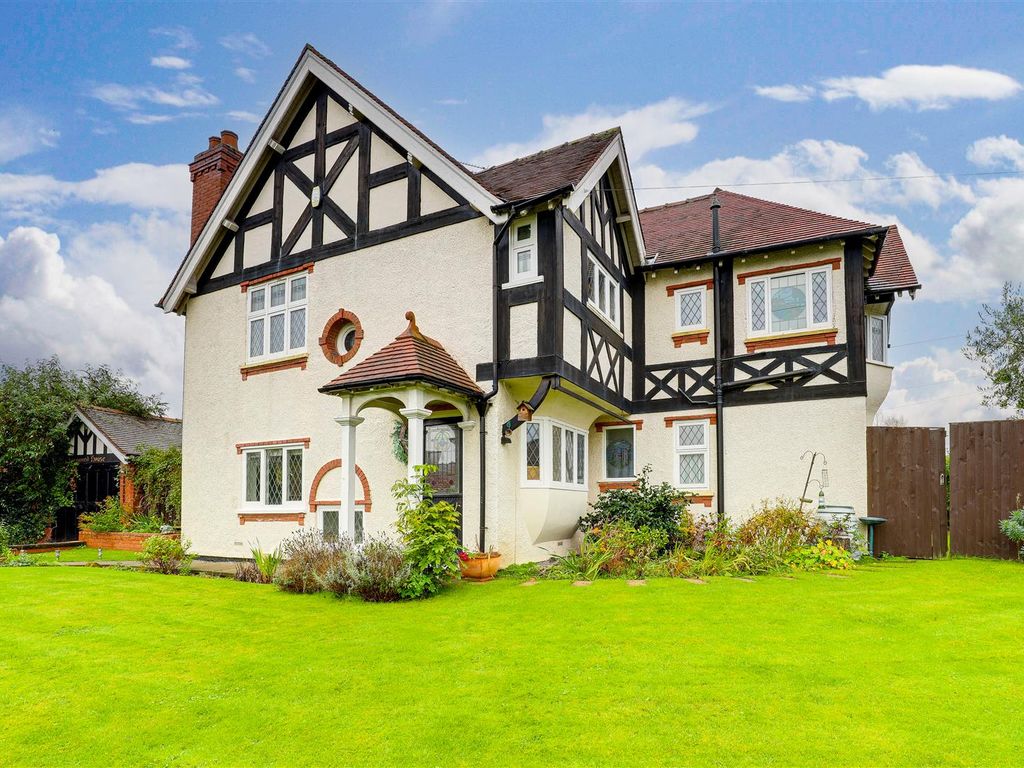 4 bed detached house for sale in Sandy Lane, Hucknall, Nottinghamshire