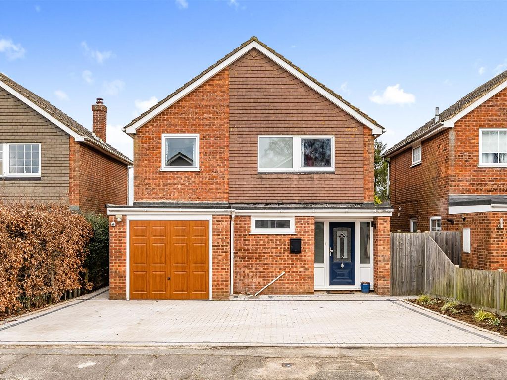 4 bed detached house for sale in Chestnut Drive, Kingswood, Maidstone ME17, £500,000 Zoopla