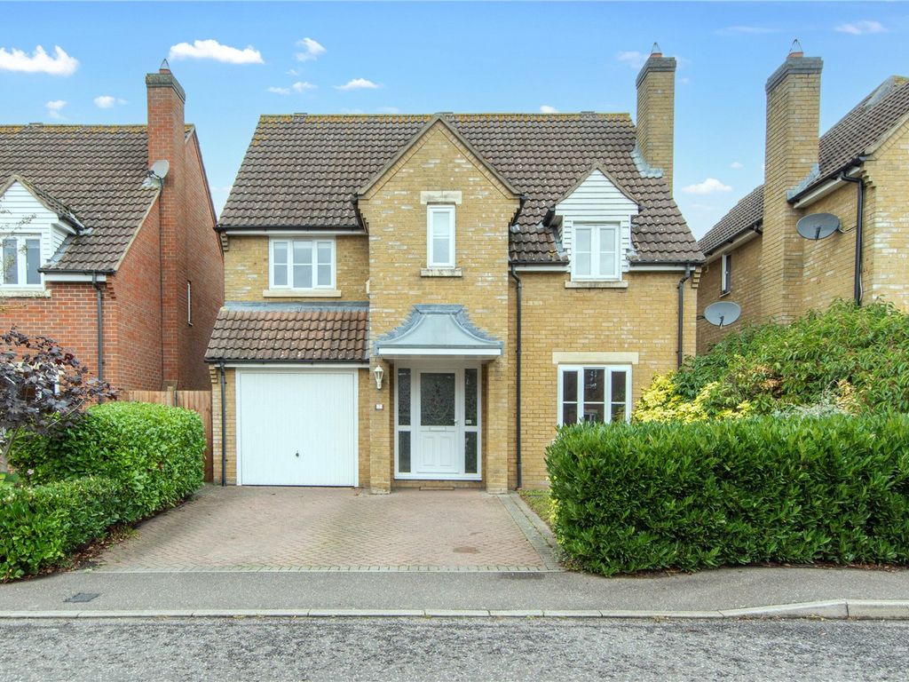 4 bed detached house for sale in Spruce Avenue, Dunmow, Essex CM6, £575,000 Zoopla