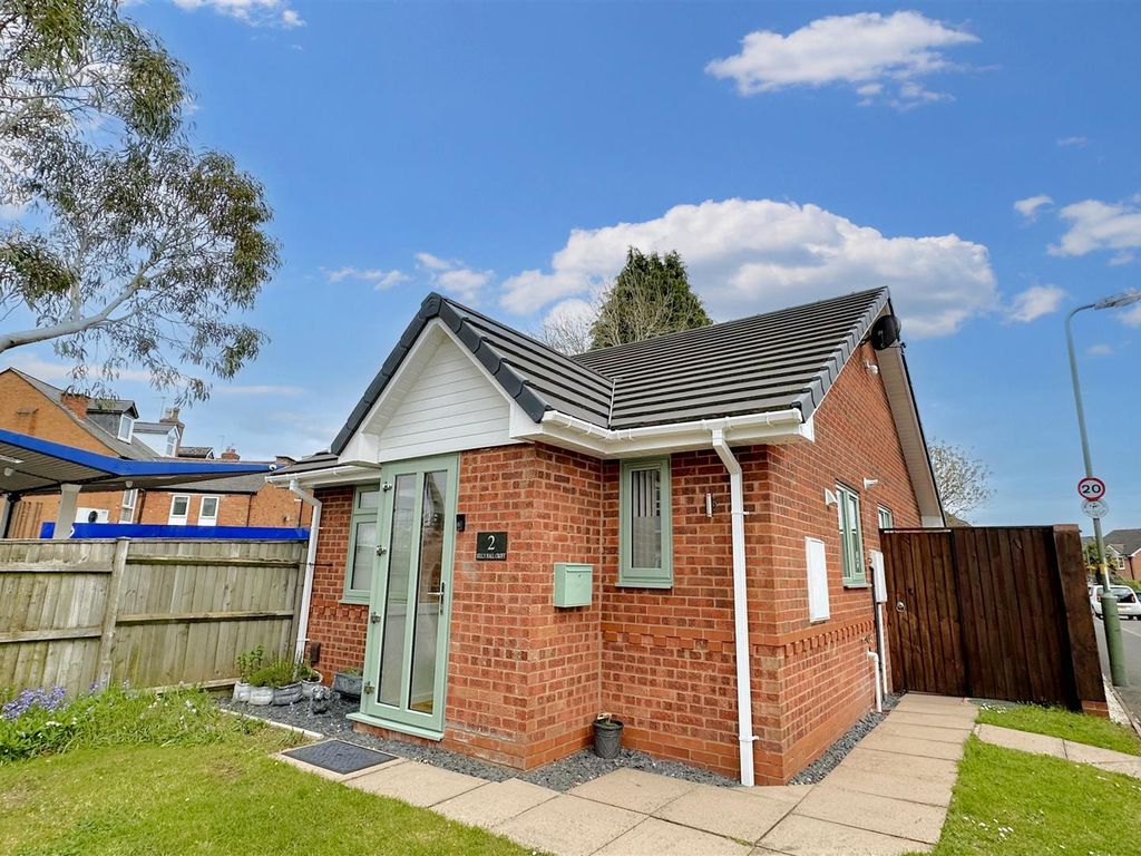 1 bed detached bungalow for sale in Selly Hall Croft, Bournville, Birmingham B30, £295,000 Zoopla