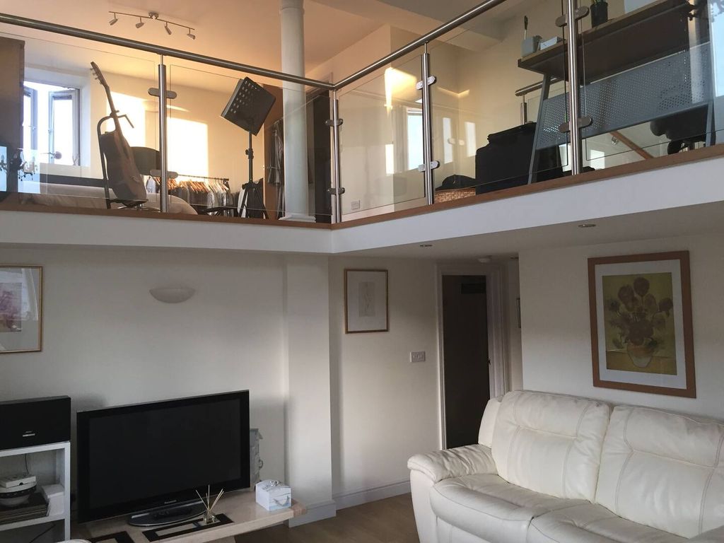 2 bed flat for sale in Russell Court, Cardiff, United Kingdom CF24 Zoopla