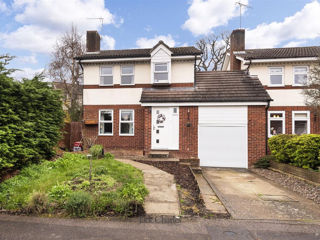 3 bed detached house for sale in West Rise, Tonbridge TN9 Zoopla