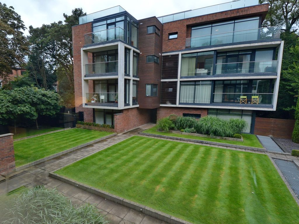 2 bed property to rent in Barlow Moor Road, Manchester M20, £2,750 pcm