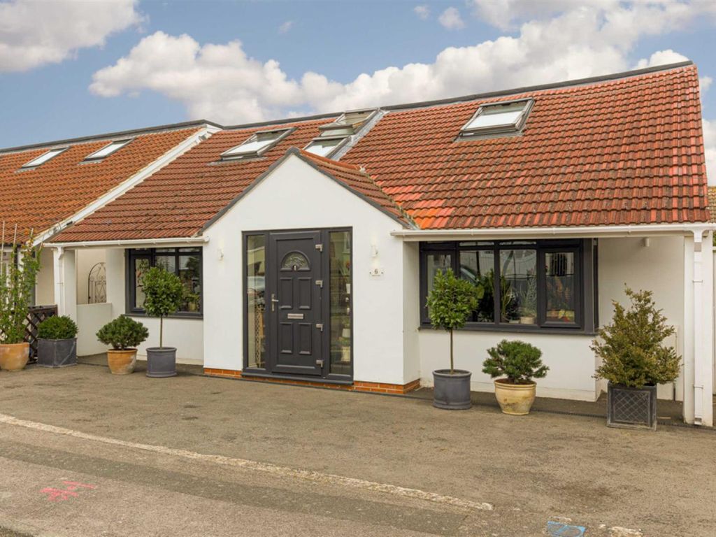 4 bed detached house for sale in Beech Way, Epsom KT17 Zoopla