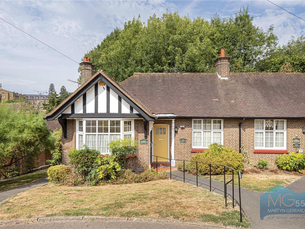 2 bed bungalow for sale in Chalet Estate, Hammers Lane, London NW7 Zoopla
