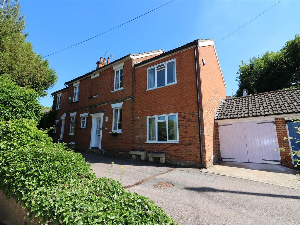 3 bed property for sale in London Road, Welwyn Village AL6 Zoopla