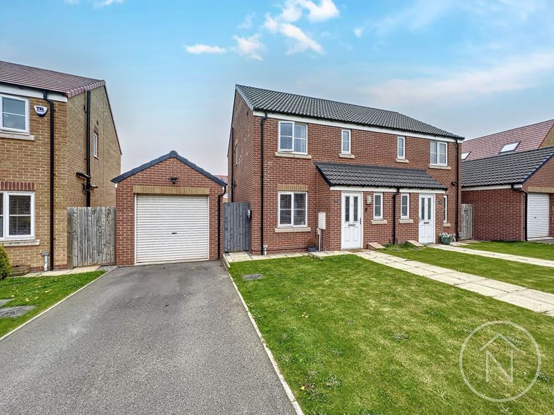 3 bed semidetached house for sale in Seaward Close, Hemlington