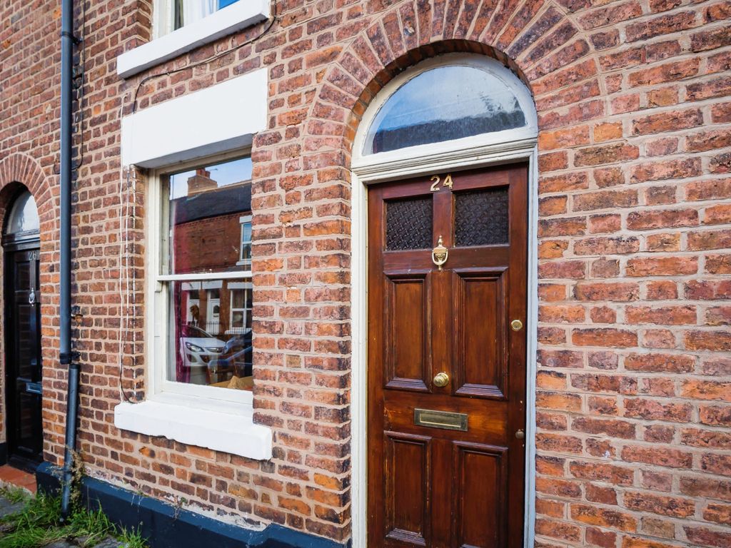 Churton Road, Chester CH3  