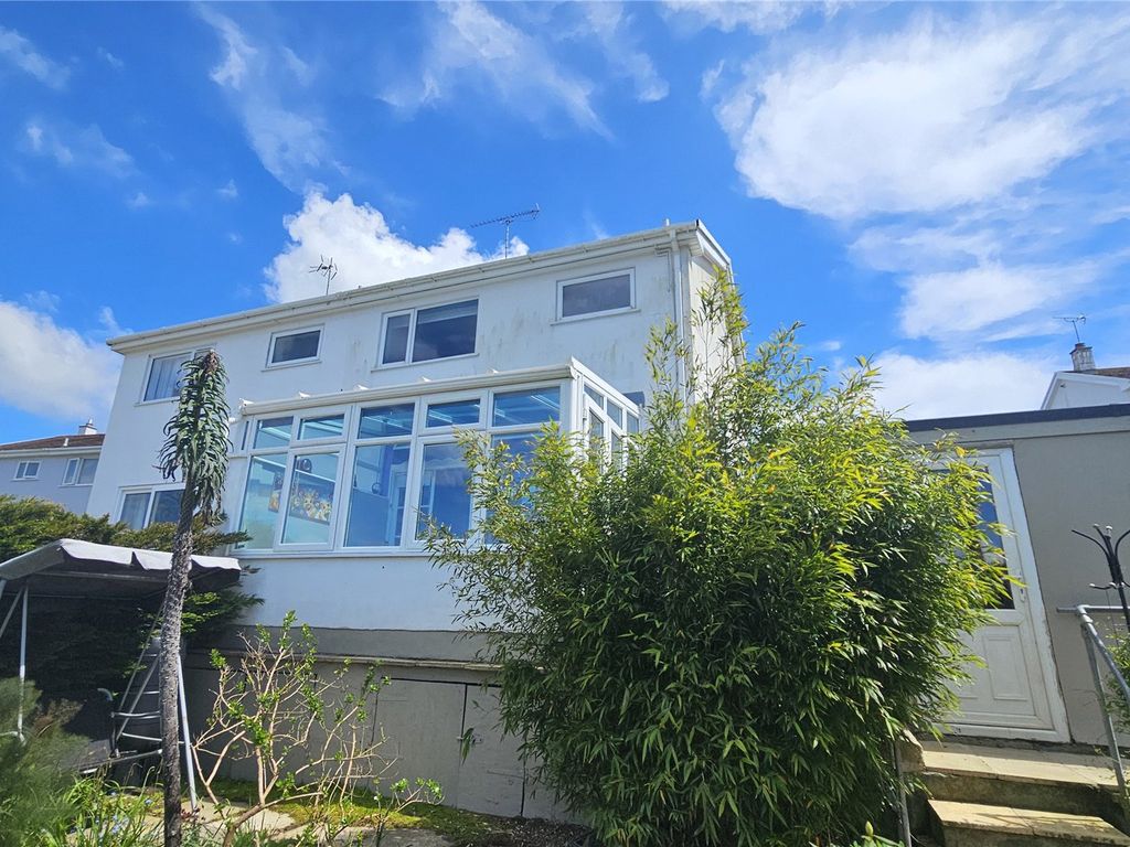2 bed semidetached house for sale in Penmere Close, Helston, Cornwall
