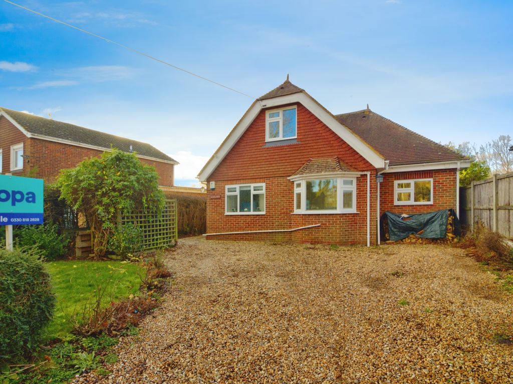 3 bed detached house for sale in Bekesbourne Hill, Bekesbourne