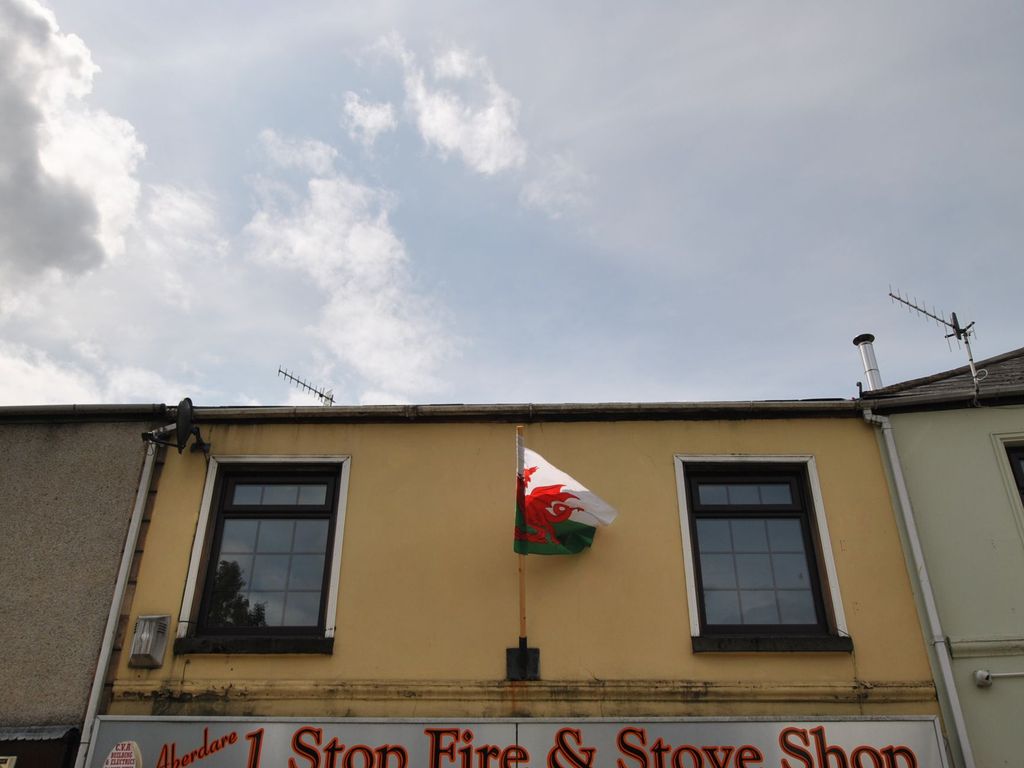 2 bed flat to rent in Duke Street, Aberdare CF44 Zoopla