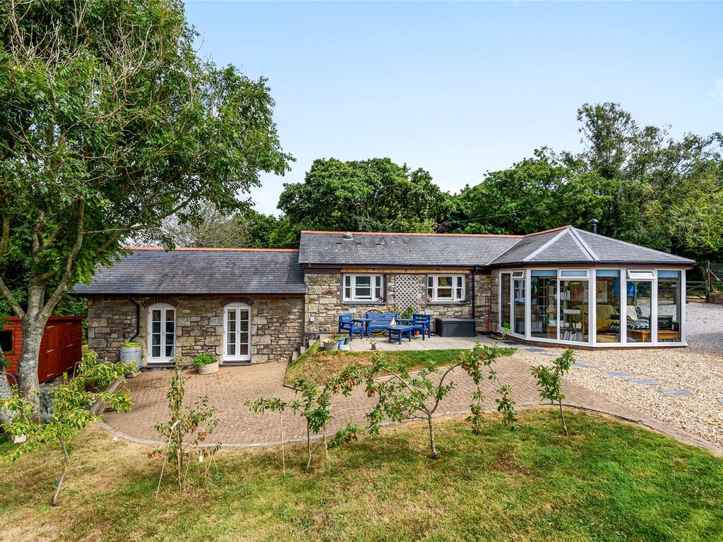 3 bed barn conversion for sale in College Wood, Penryn TR10 Zoopla