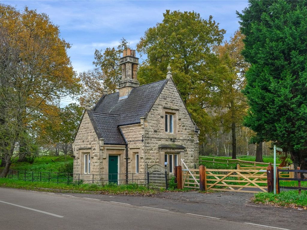 2 bed detached house for sale in Meden Vale, Mansfield, Nottinghamshire
