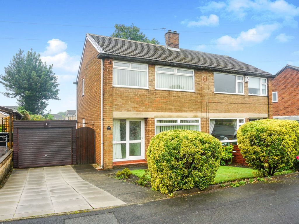 3 bed semidetached house for sale in Sherwood Avenue, Cleckheaton BD19