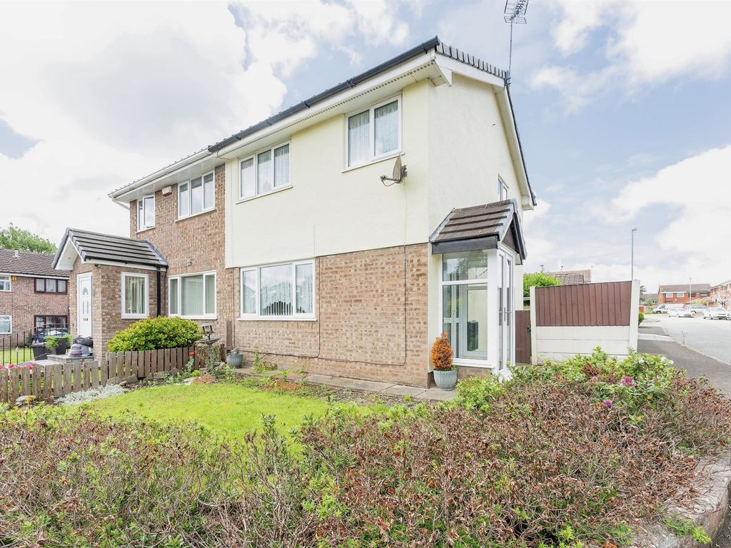 3 bed semidetached house for sale in Headington Road, Wirral CH49, £