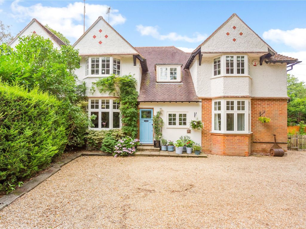 4 bed semidetached house for sale in Kiln Way, Grayshott, Hindhead GU26 Zoopla