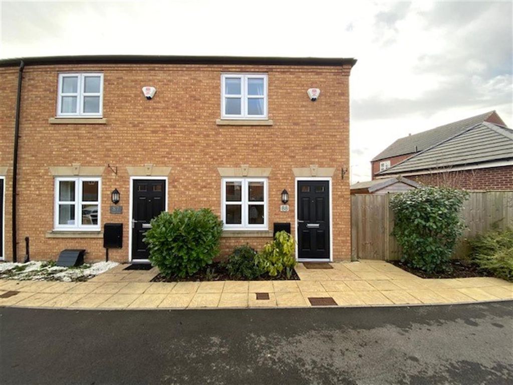 2 bed terraced house to rent in Croft Close, Two Gates, Tamworth B77, £