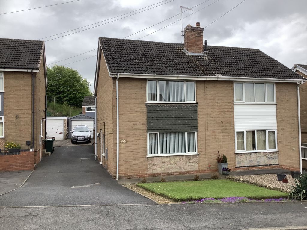 3 bed semidetached house for sale in Derwent Close, Castle Gresley