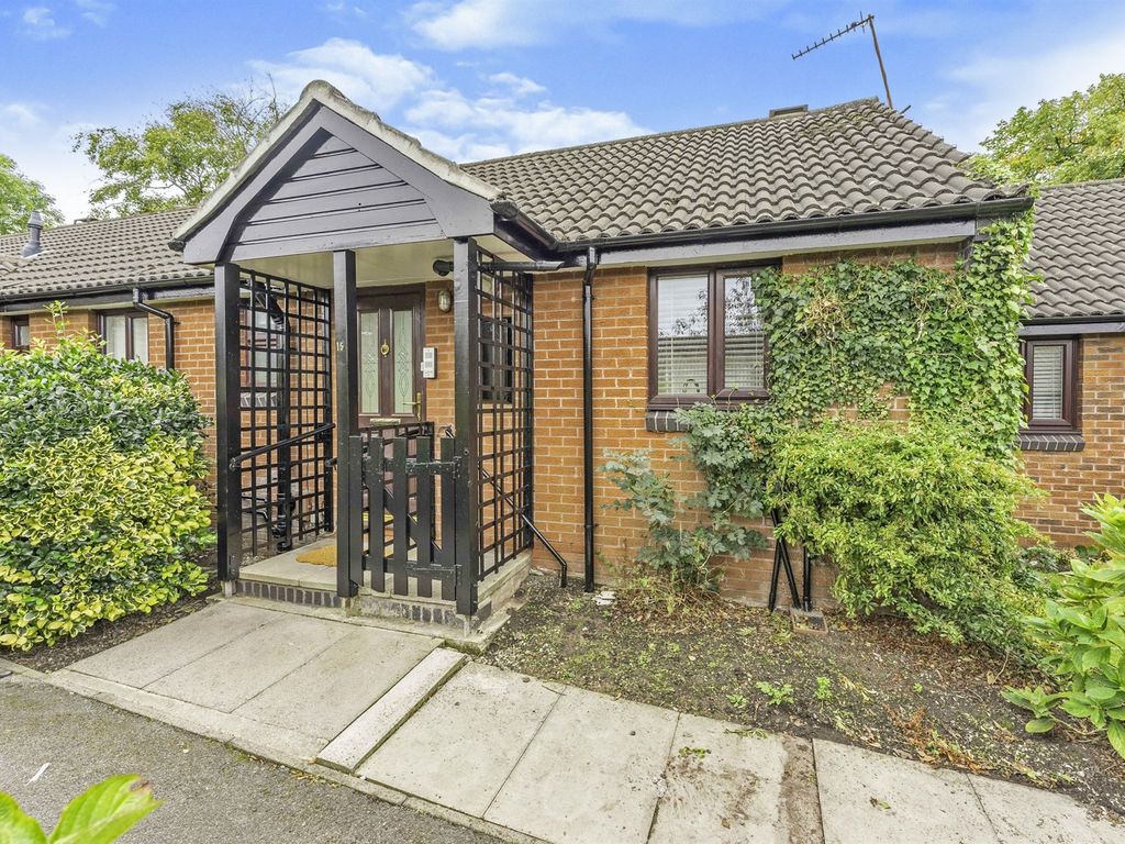 1 bed terraced bungalow for sale in Rectory Close, Tranmere, Birkenhead