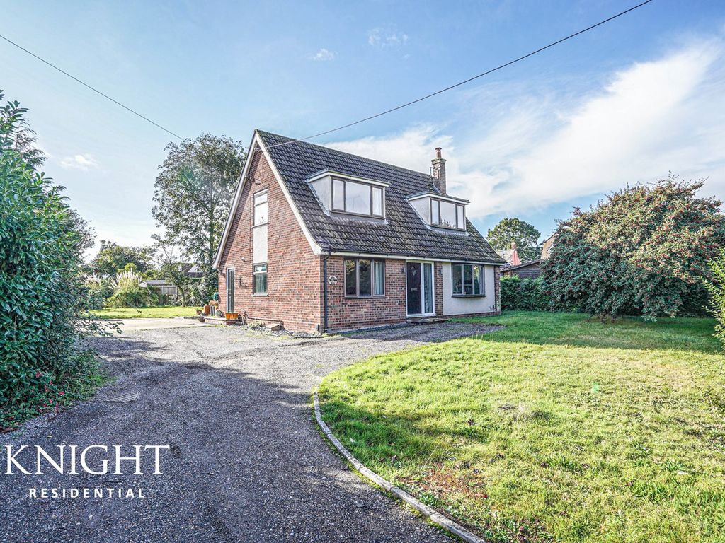 3 bed property for sale in Brick Street, Fordham Heath, Colchester CO3