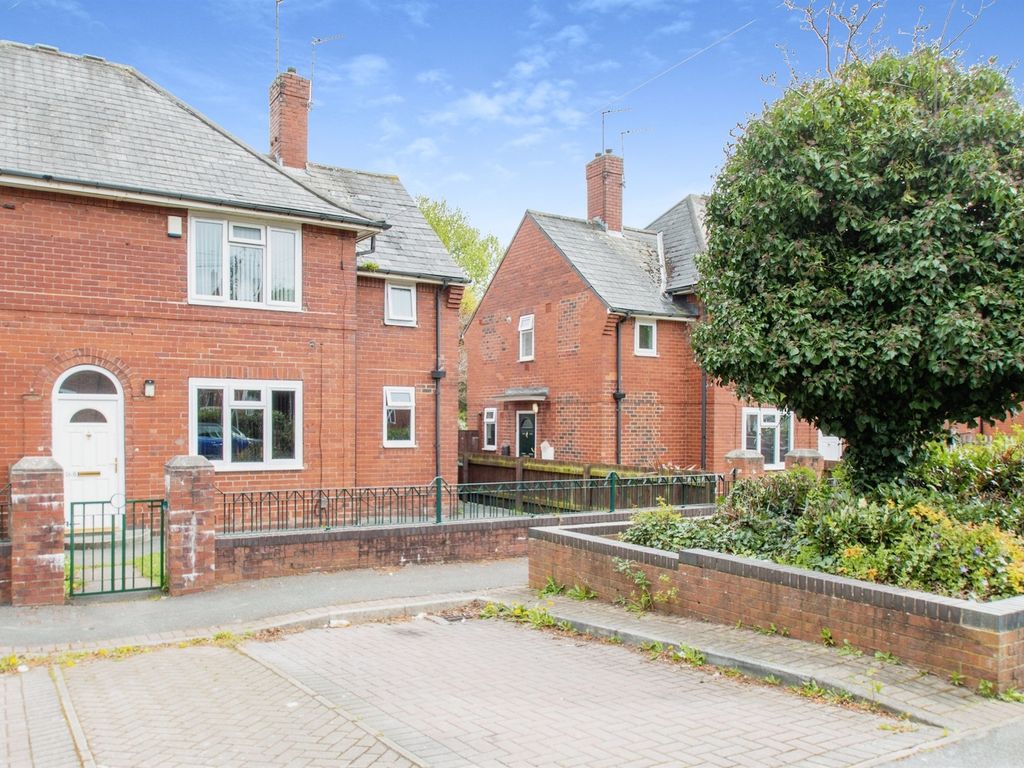 3 bed semidetached house for sale in Brander Road, Gipton, Leeds LS9