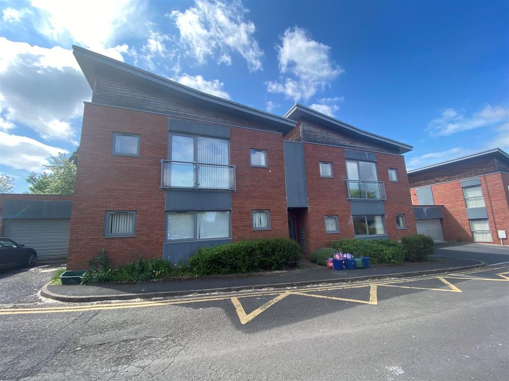 2 bed flat for sale in Vauxhall Lane, Chepstow NP16 Zoopla