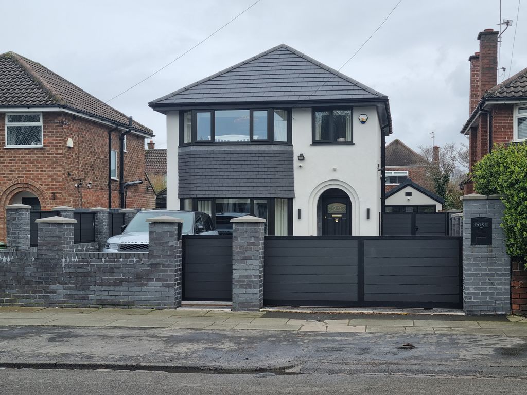 3 bed detached house for sale in Liverpool Road South, Maghull