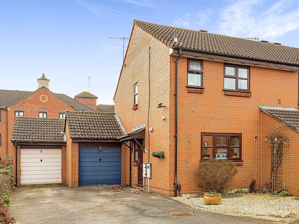 2 bed semidetached house for sale in Austin Edwards Drive, Warwick