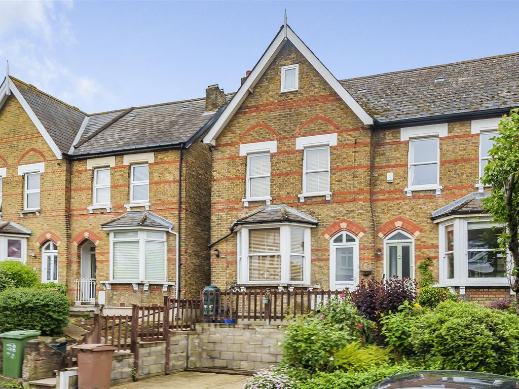4 bed semidetached house for sale in Westcroft Road, Carshalton SM5, £