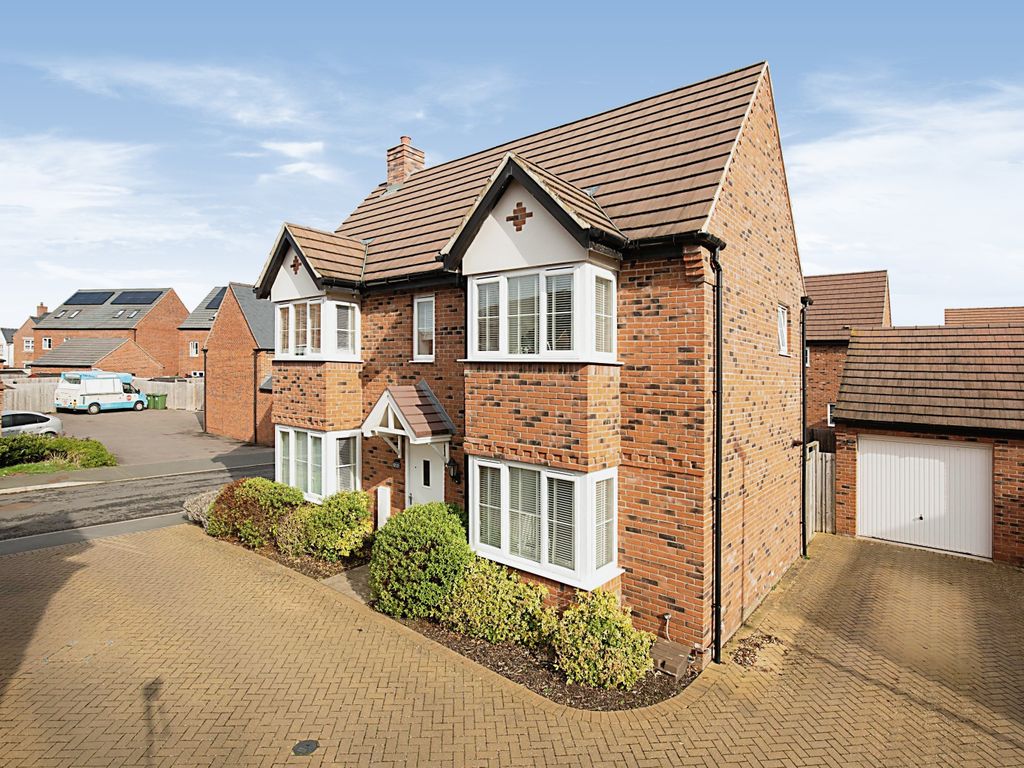 3 bed detached house for sale in Hares Leap, StratfordUpon