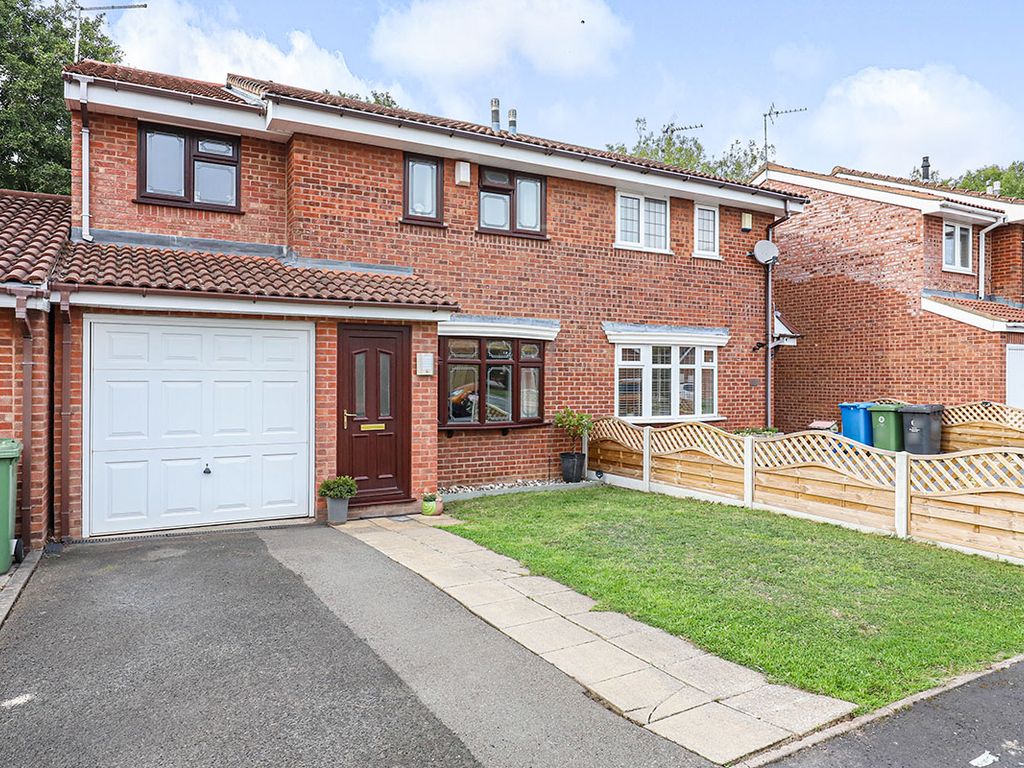 3 bed semidetached house for sale in Brunel Grove, Perton