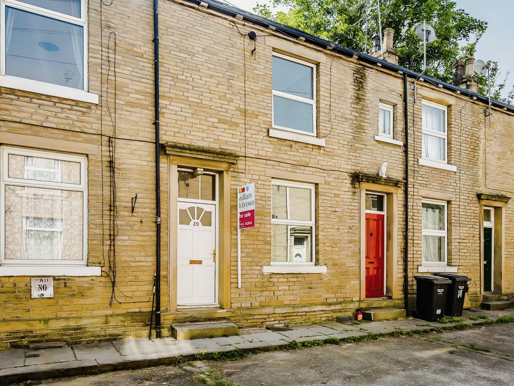 1 bed terraced house for sale in Harley Place, Rastrick, Brighouse HD6