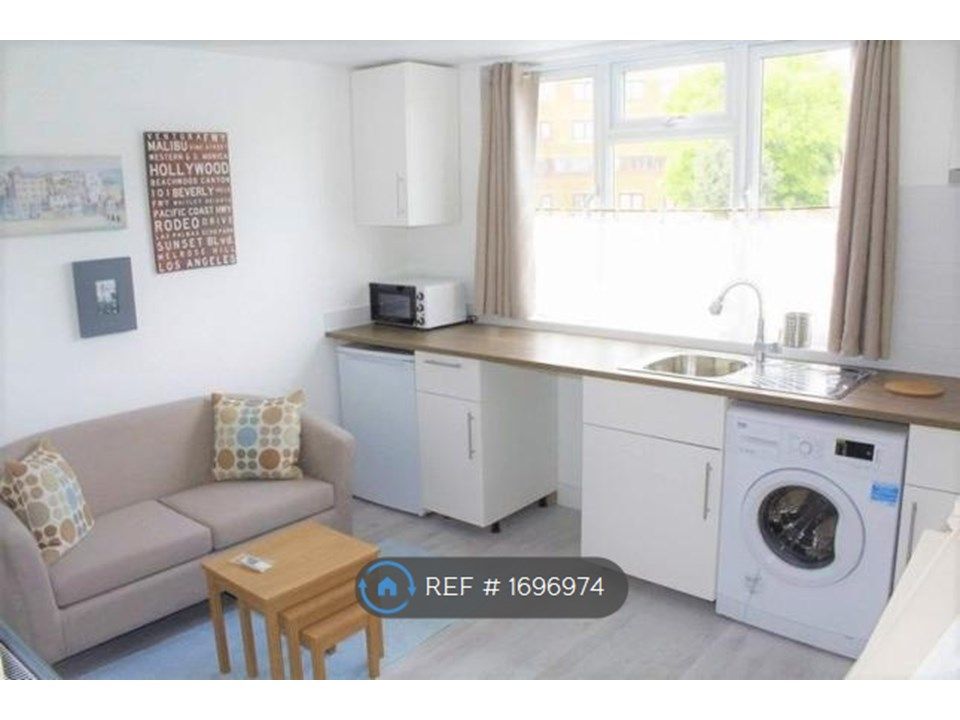 Studio to rent in Wood Green, London N22, £1,190 pcm Zoopla