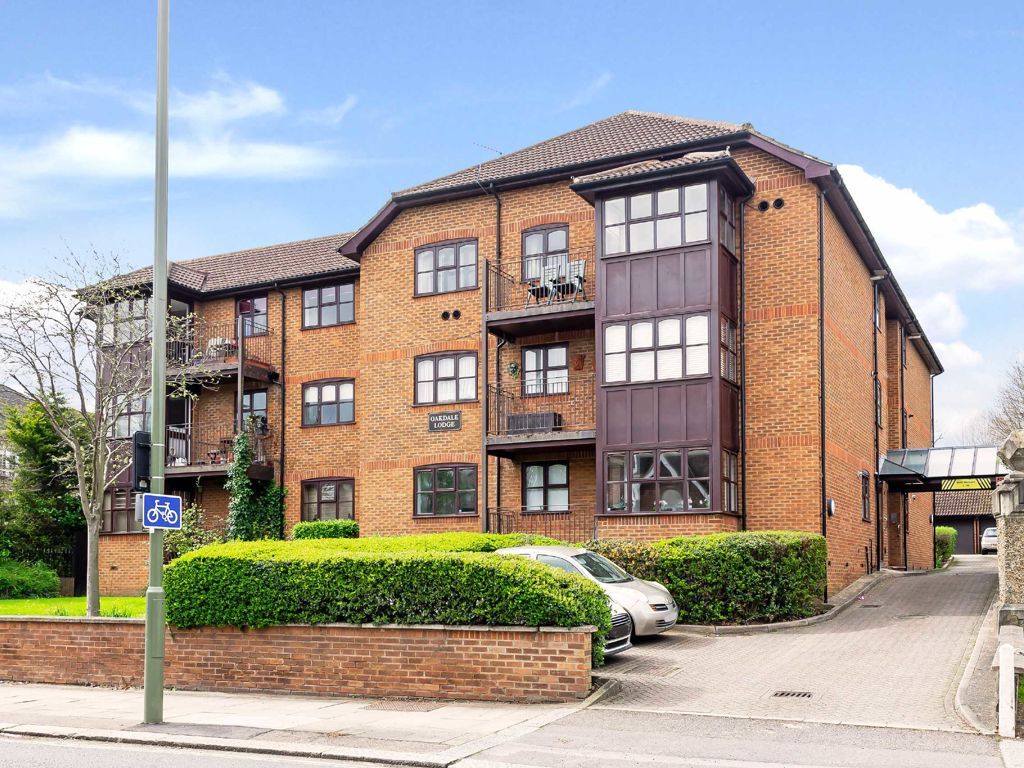 3 bed flat for sale in Holders Hill Road, London NW4, £635,000 Zoopla
