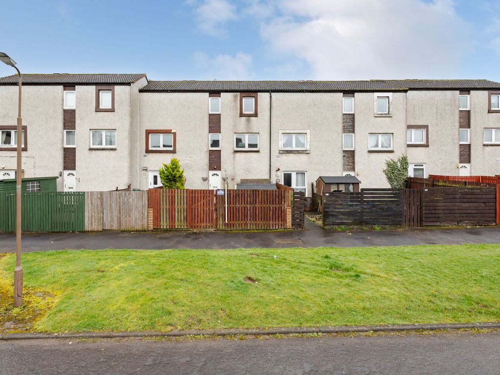 2 bed terraced house for sale in Lanark Avenue, Deans EH54, £118,000