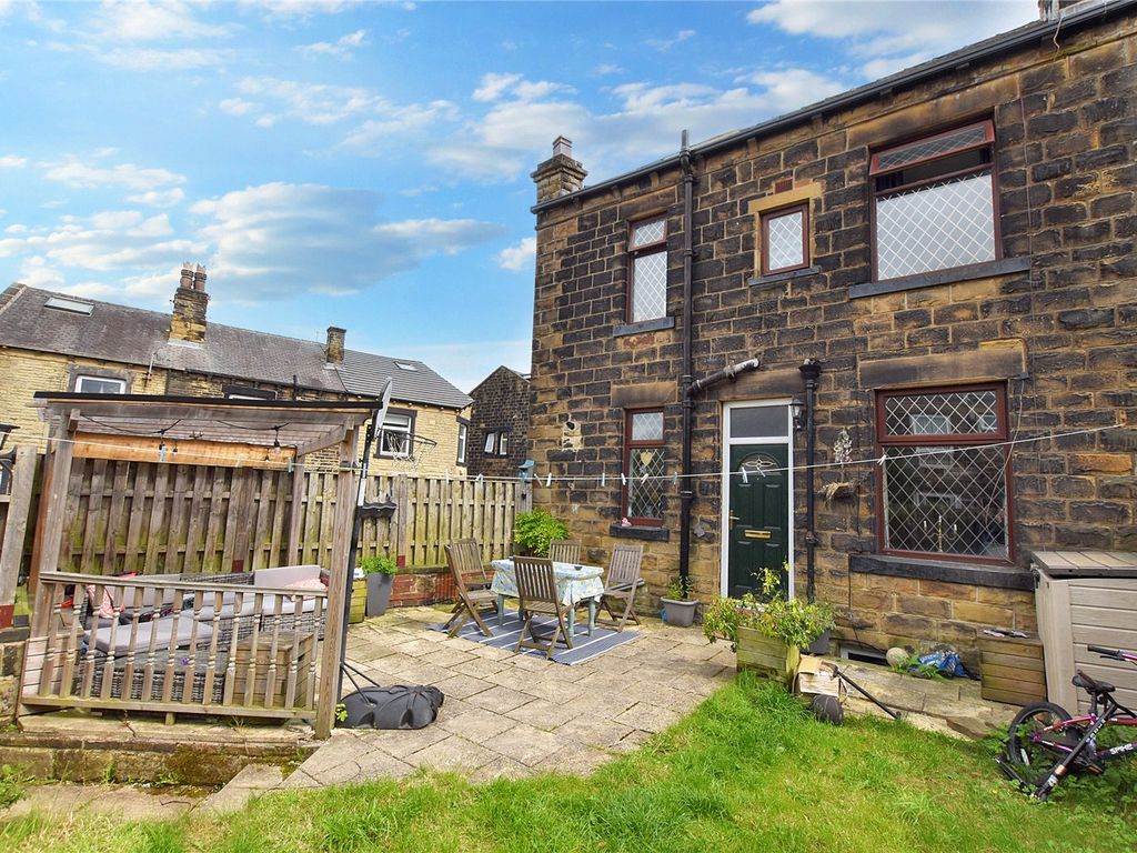 3 bed terraced house for sale in Zoar Street, Morley, Leeds, West