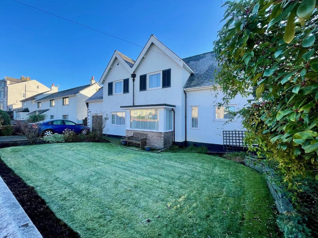 4 bed detached house for sale in Camp Road, Maryport CA15, £300,000