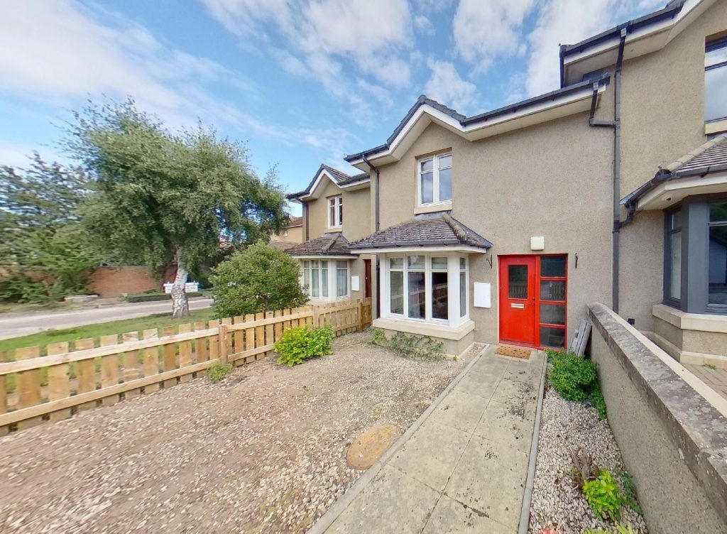2 bed terraced house for sale in 3 Queens Own Place, Forres IV36, £