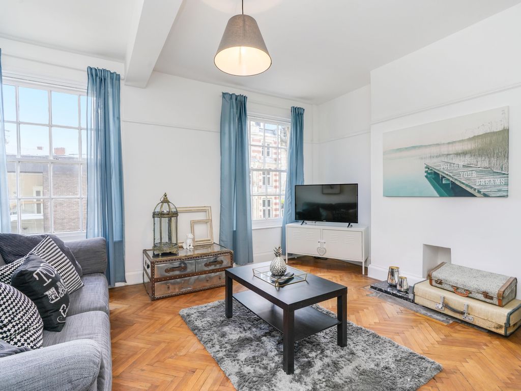 1 bed flat to rent in Westgate Street, Cardiff CF10, £985 pcm Zoopla