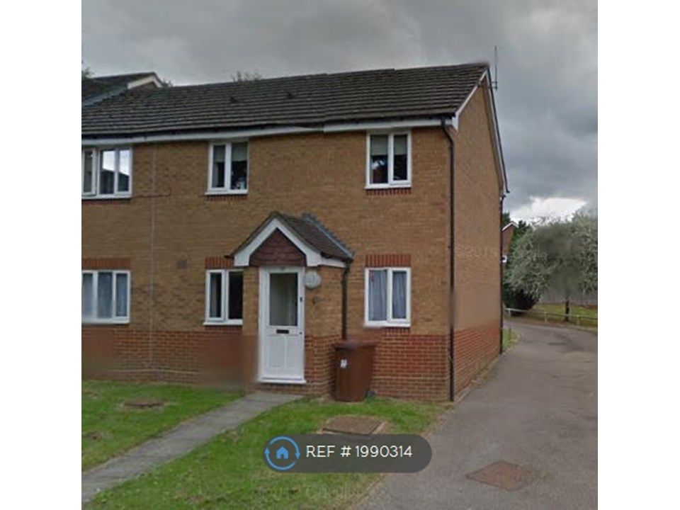 2 bed flat to rent in Lords Close, Shenley, Radlett WD7, £1,236 pcm